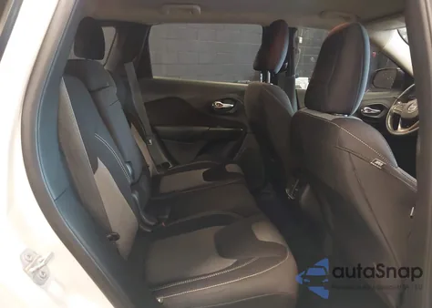 2015 Jeep Cherokee Sport from USA, damaged, VIN 1C4PJLAB3FW532765